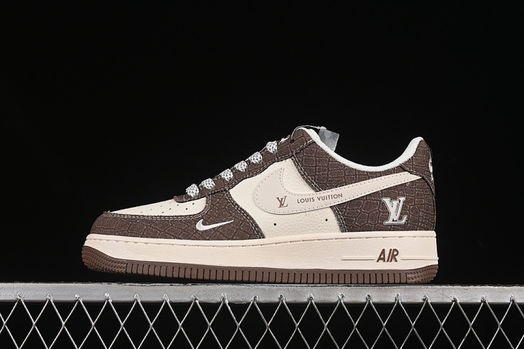 Nike Nike AIR FORCE 1 07 LOW LV WHITE/GREY/BROWN · XS1958-552, photo 1