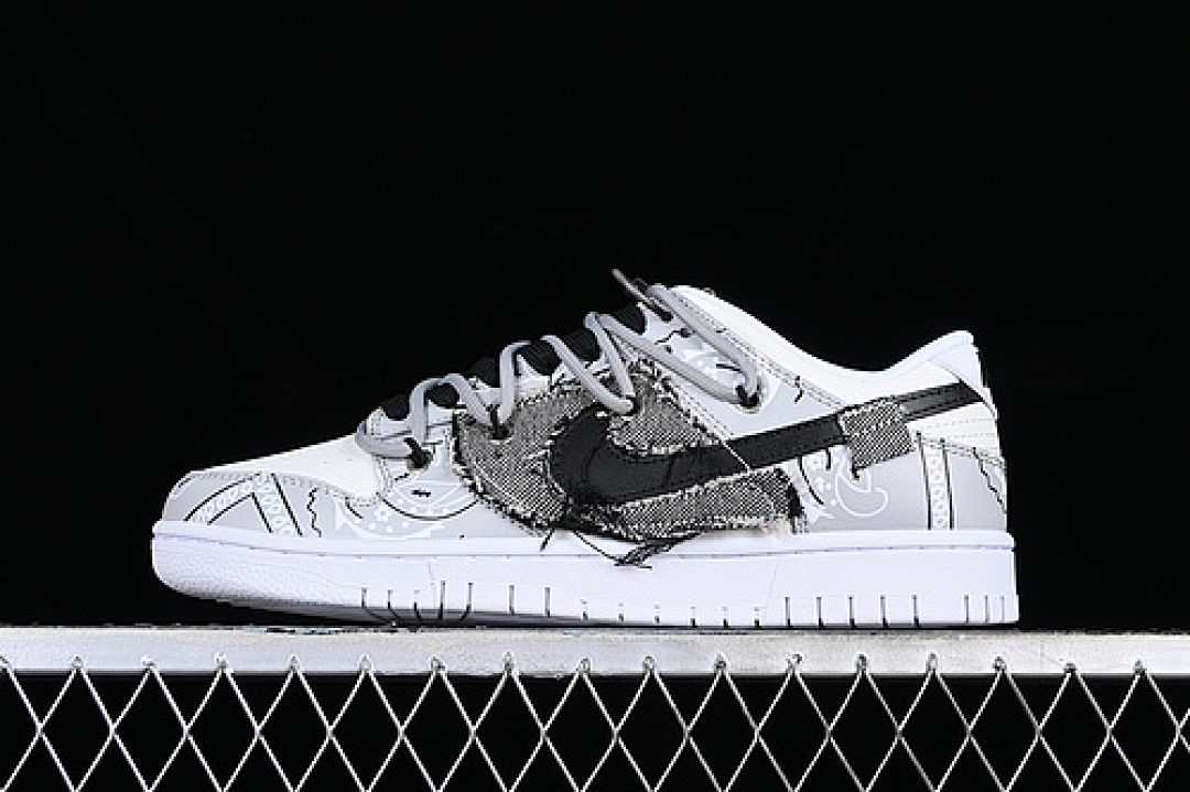 Nike DUNK LOW SB REVERSE PANDA WHITE/BLACK · DJ6188-101, photo 1