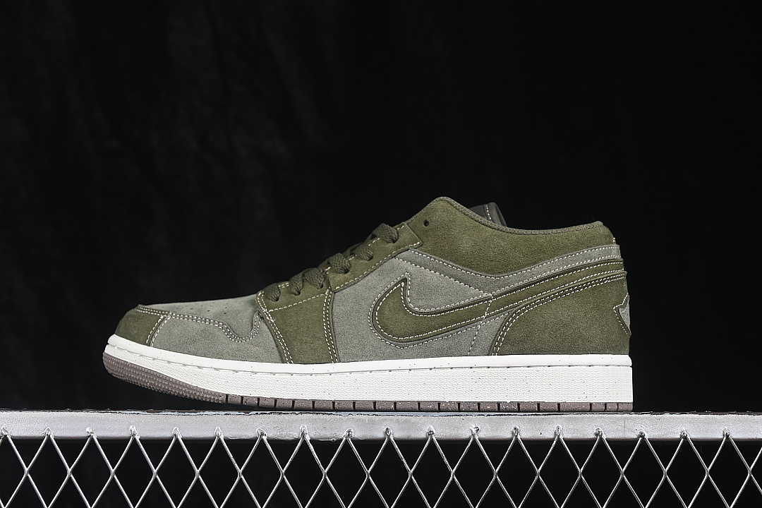 Jordan [FQ3055-300]-[AIR JORDAN 1 LOW BASKETBALL SHOES GREEN/ARMY GREEN]-[WOMAN:36-39]-[MAN:40-46], photo 1
