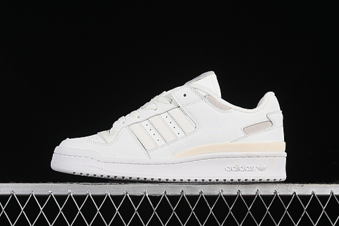 Unbranded [IH7828]-[FORUM 84 LOW CORE WHITE/CLOUD WHITE/GREY ONE]-[WOMAN:36-39]-[MAN:40-45], photo 1