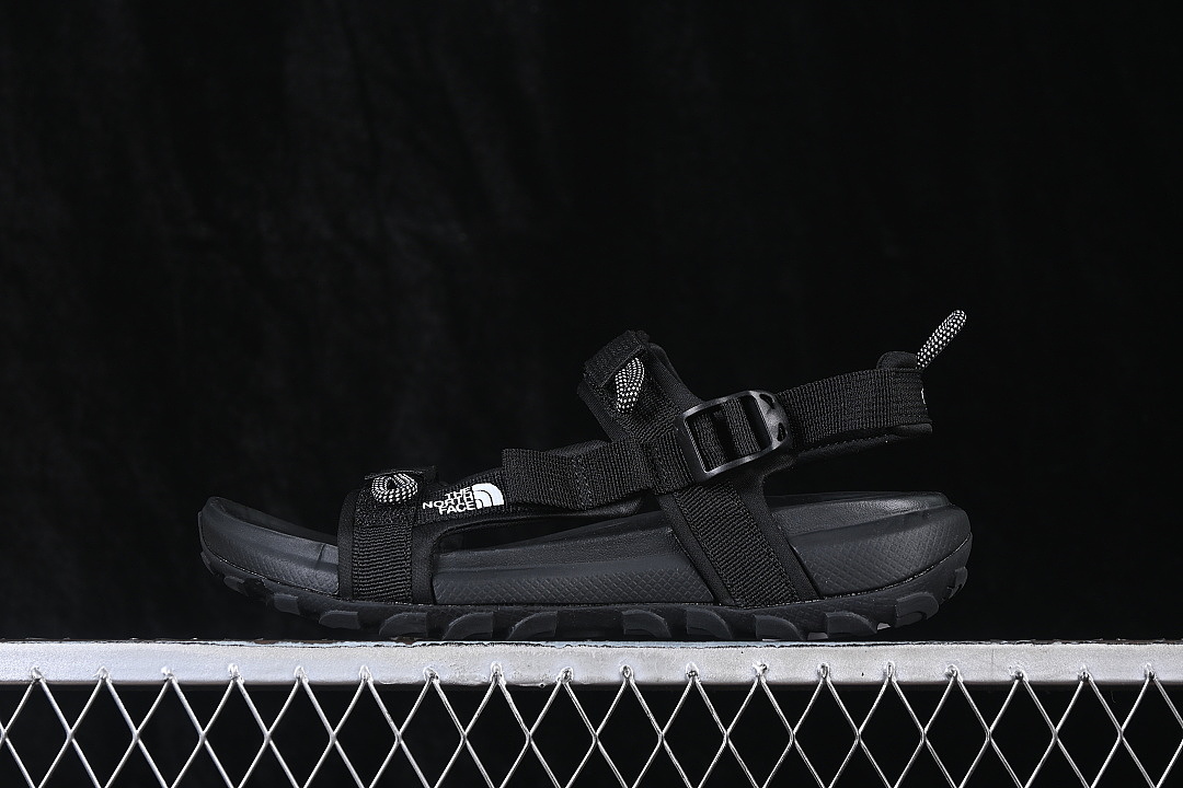 Unbranded [NF0A8A8XKX7-075]-[EXPLORE CAMP SANDAL CASUAL SANDALS BLACK/INKINESS]-[WOMAN:36-39]-[MAN:40-45], photo 1