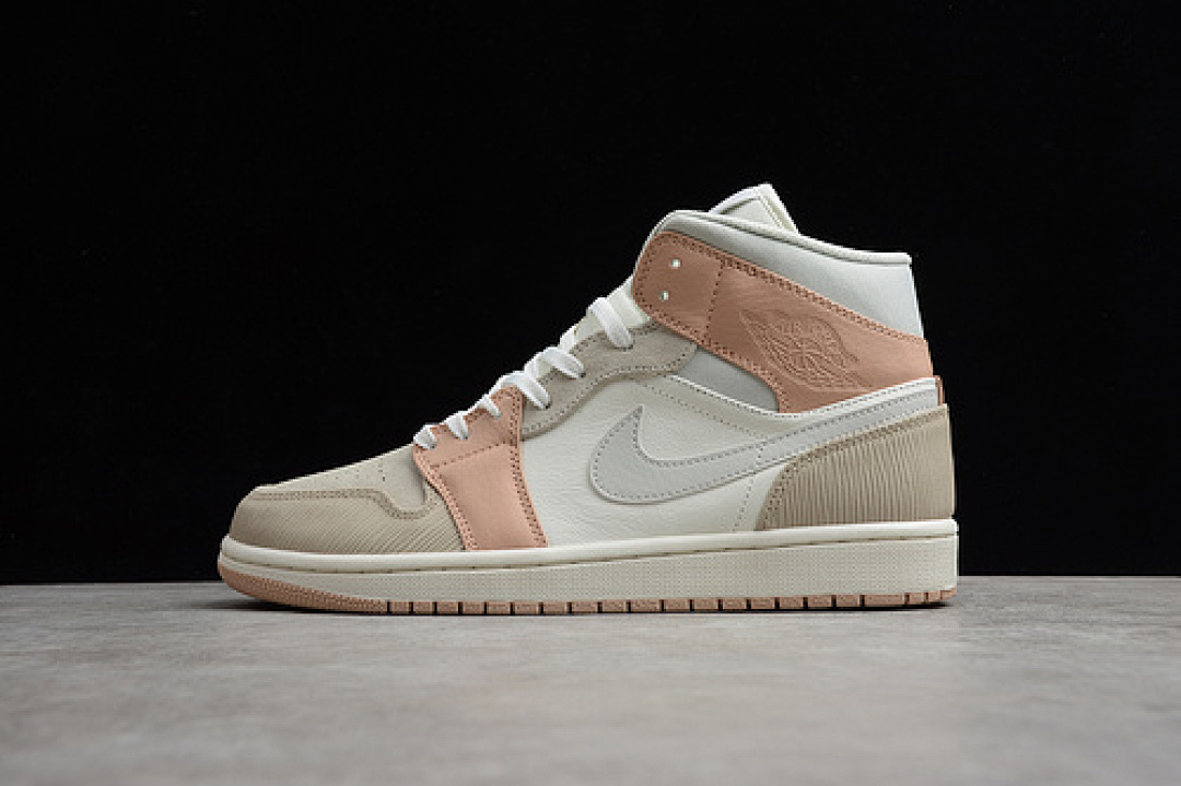 Jordan AIR Jordan 1 MID MILAN LIGHT BONE/STRING SHIMMER · CV3044-100, photo 1