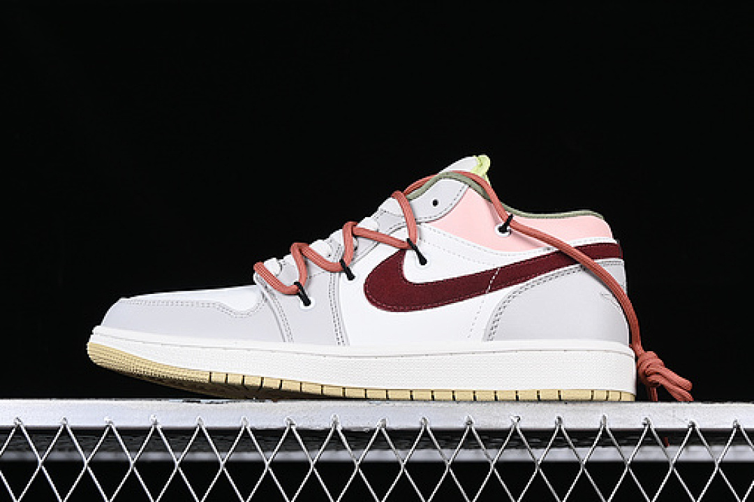Jordan AIR Jordan 1 LOW WHITE/GREY/PINK/RED · FD9906-131, photo 1