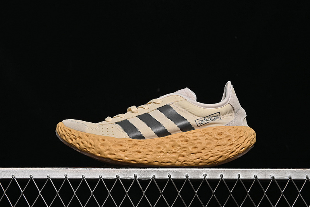 Unbranded [JH8112]-[ORIGINALS ZPONGE BEIGE/BLACK]-[MAN:40-45], photo 1