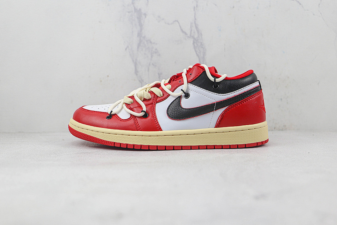 Jordan [AIR JORDAN 1 LOW WHITE/RED/BLACK]-[WOMAN:36-39]-[MAN:40-46], photo 1