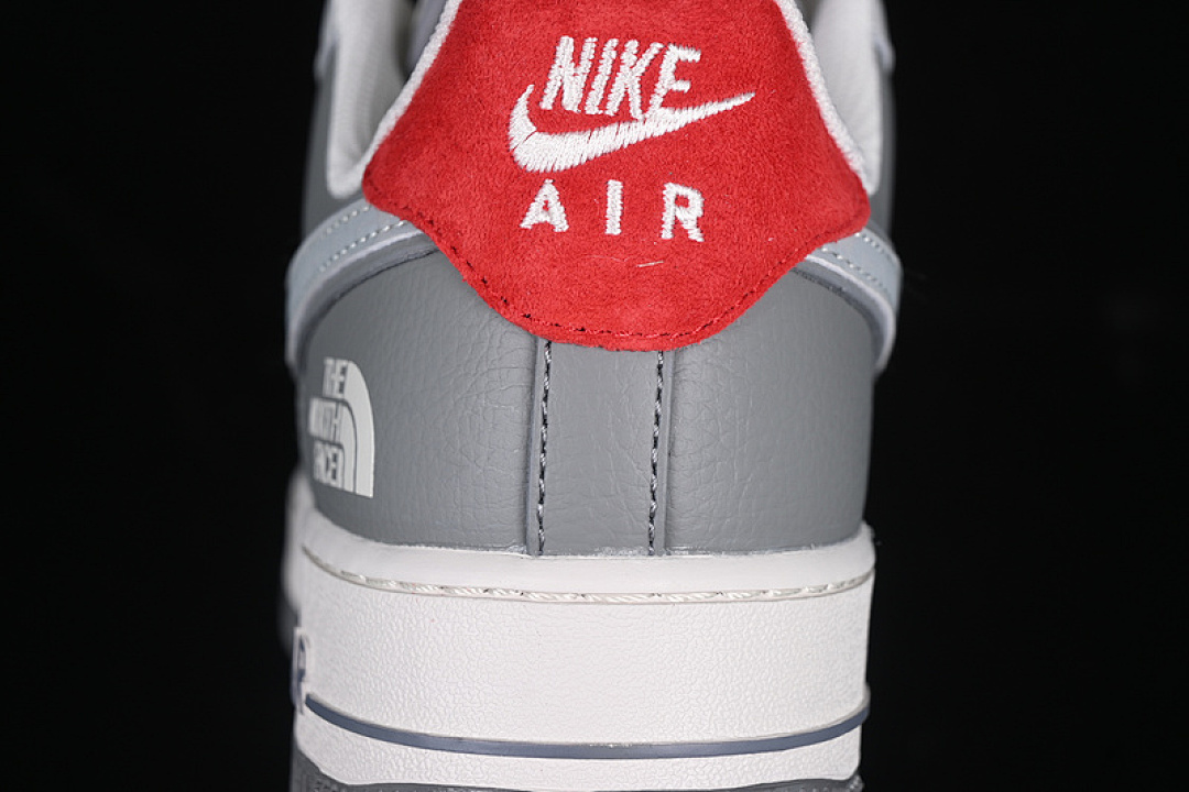 Nike [DM6688-050]-[AIR FORCE 1 07 LOW CDG WHITE/RED/GREY]-[WOMAN:36-39]-[MAN:40-45] - Image 8