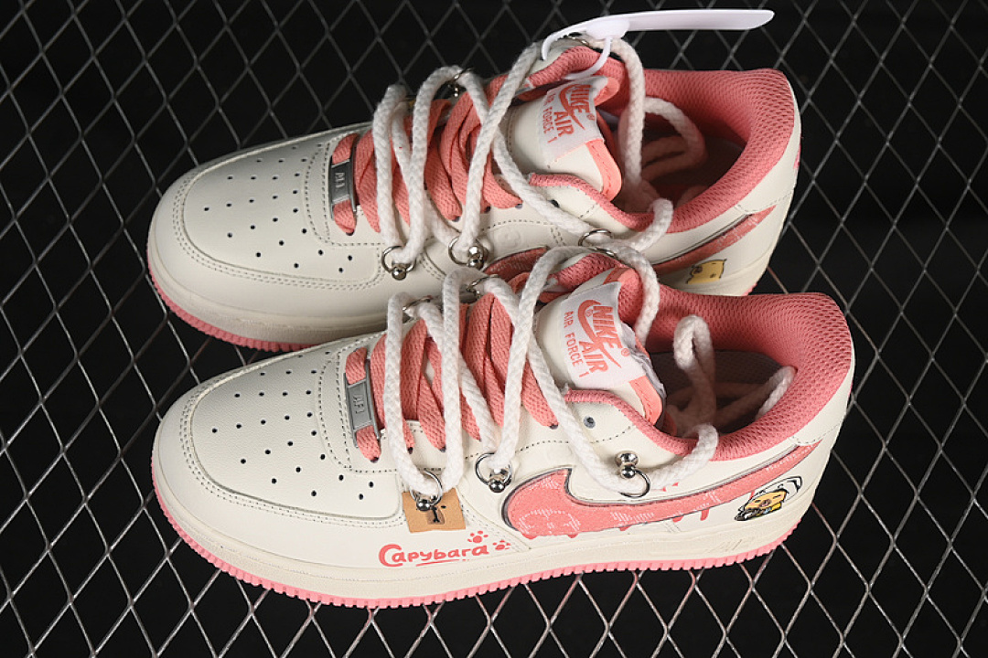 Nike [LV0506-880]-[AIR FORCE 1 07 LOW X CAPYBARA POUR MILKBAPE WHITE/PINK]-[WOMAN:36-41] - Image 11