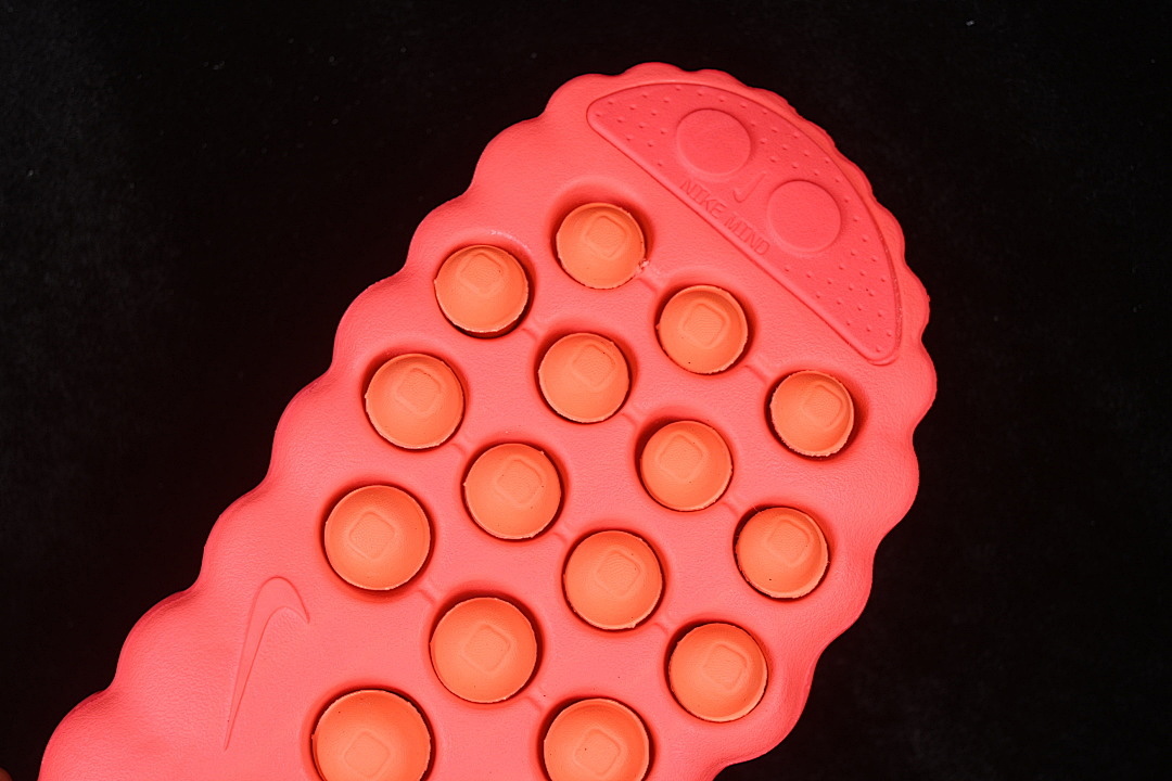 Unbranded [HQ4309-600]-[MIND 001 SLIDE SOLAR RED/HYPER CRIMSON/BLACK/CHROME]-[WOMAN:36-39]-[MAN:40-47.5] - Image 3