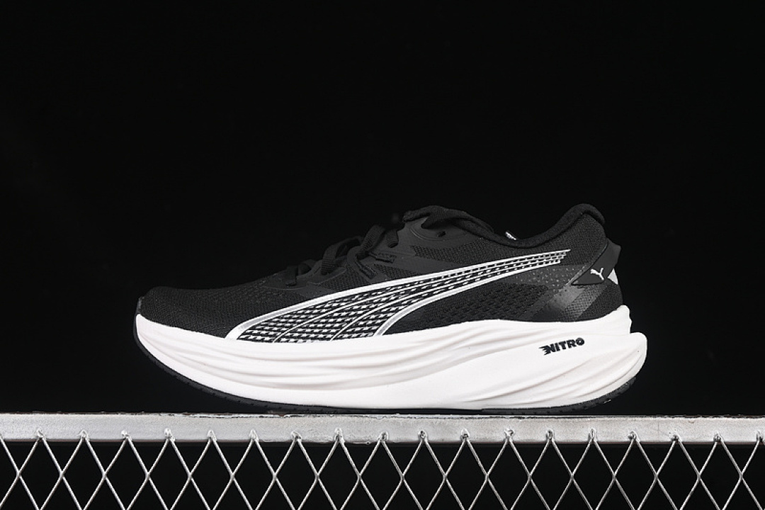 Puma [309707-01]-[PUMA DEVIATE NTRO 3 WHITE/BLACK]-[WOMAN:36-39]-[MAN:40-45], photo 1