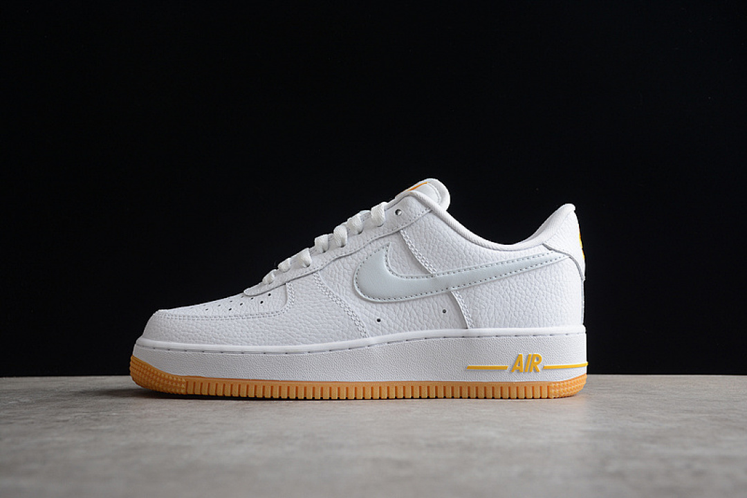 Nike Nike AIR FORCE 1 LOW WHITE/UNIVERSITY GOLD-WHITE-GUM LIGHT BROWN · DZ4512-100, photo 1