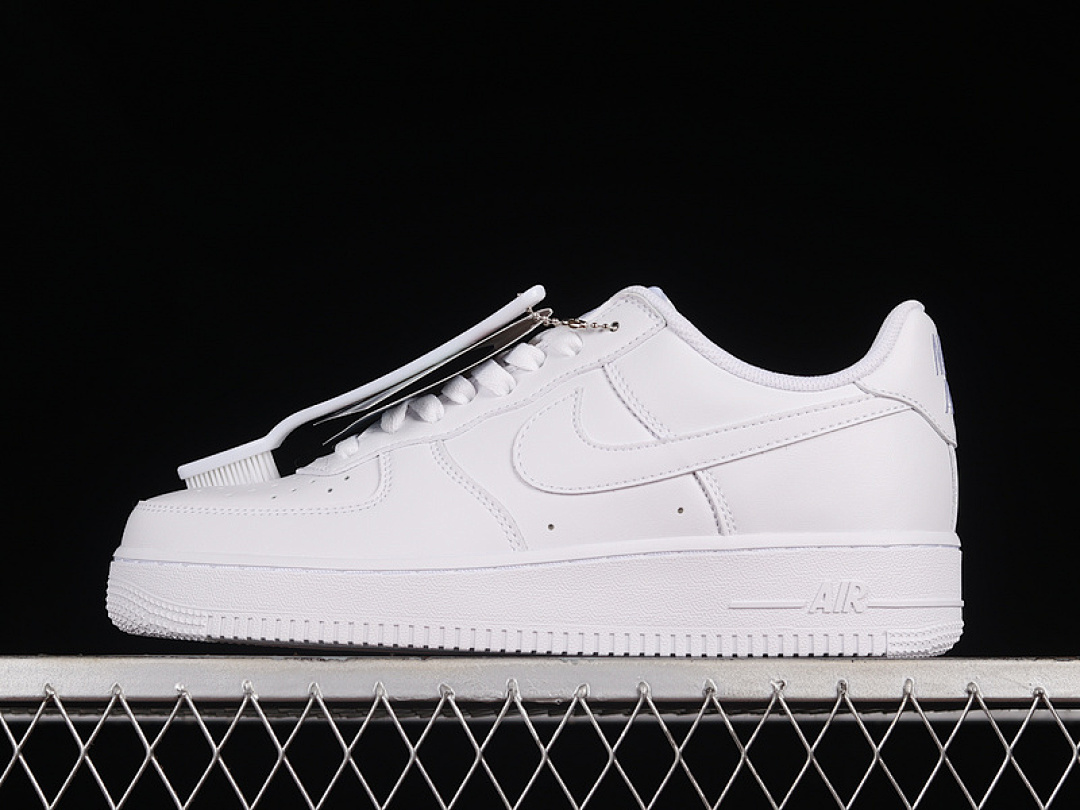 Nike [DJ3911-100]-[AIR FORCE 1 LOW COLOR OF THE MONTH WHITE/WHITE/WHITE/METALLIC (GOLD]), photo 1