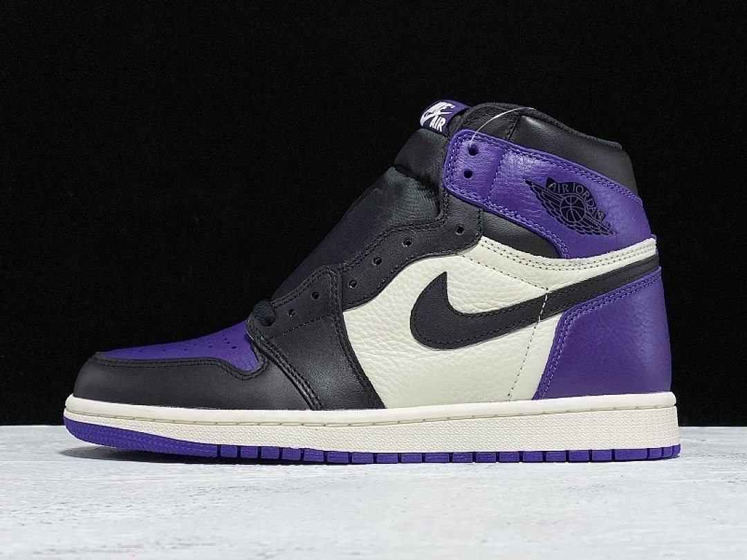 Jordan [555088-501]-[GET AIR JORDAN 1 RETRO HIGH OG COURT PURPLE/BLACK-SAIL]-[MAN:40-46], photo 1