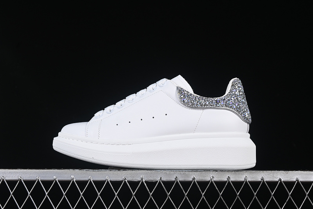 Alexander McQueen [ALEXANDER MCQUEEN WHITE/FLASH DIAMONDS]-[WOMAN:35-39], photo 1
