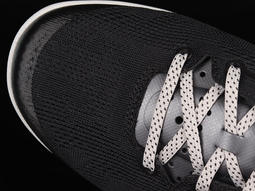 Nike [613959-001]-[KOBE 8 SYSTEM PHILIPPINES PACK BLACK/METALLIC SILVER-COOL GREY]-[MAN:39-46] - Image 10