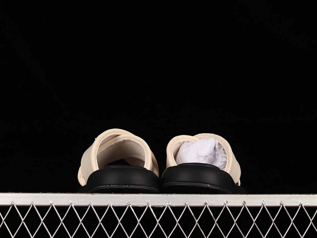 Chanel [CHA*NEL 22 PLATFORM SLIP-ON SLIPPERS KHAKI/BLACK/BLACK]-[WOMAN:35-40] - Image 8