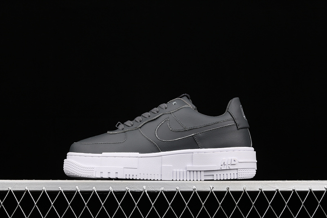 Nike Nike AIR FORCE 1 PIXEL BLACK/BLACK/WHITE · CK6649-101, photo 1