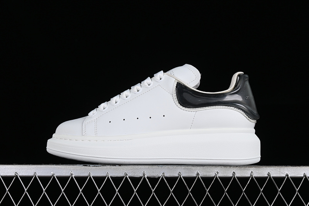 Alexander McQueen [ALEXANDER MCQUEEN WHITE/BLACK/GREY]-[WOMAN:35-39]-[MAN:40-44], photo 1
