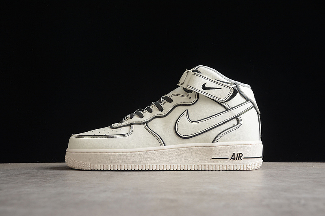 Nike [AQ2898-008]-[AIR FORCE 1 07 MID BEIGE/BLACK/BEIGE]-[WOMAN:36-39]-[MAN:40-45], photo 1
