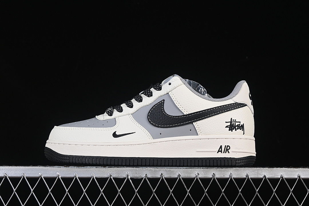 Nike [JS8028-017]-[AIR FORCE 1 07 LOW WHITE/GREY/BLACK]-[WOMAN:36-39]-[MAN:40-45] - Image 2