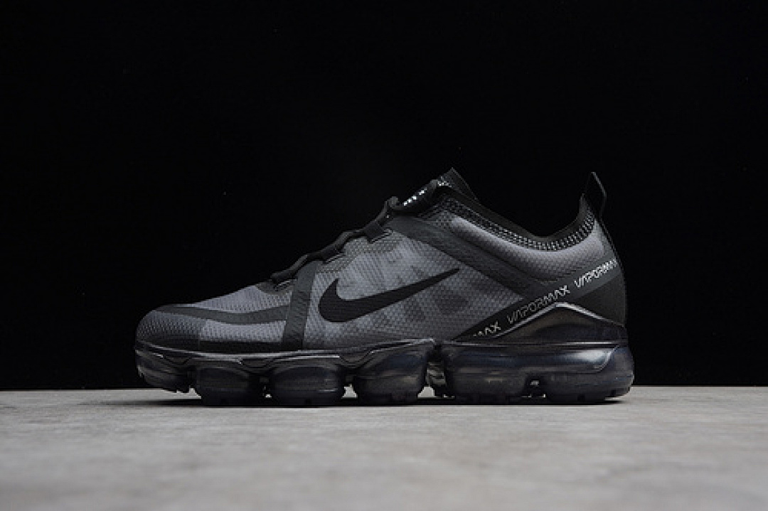 Unbranded [AR6631-004]-[VAPORMAX 2019 TRIPLE BLACK/BLACK-BLACK]-[WOMAN:36-39]-[MAN:40-45]-[OG00140], photo 1