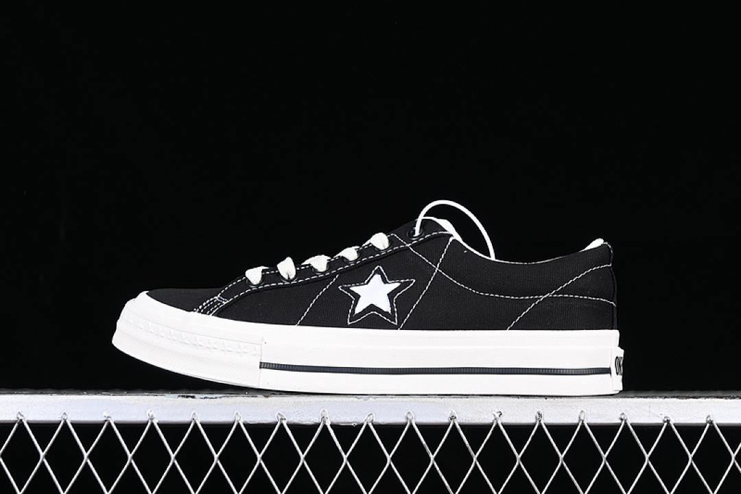 Converse Converse [ CONS ONE STAR J VTG CANVAS 2023SS BLACK/WHITE]-[WOMAN:35-39]-[MAN:40-44], photo 1