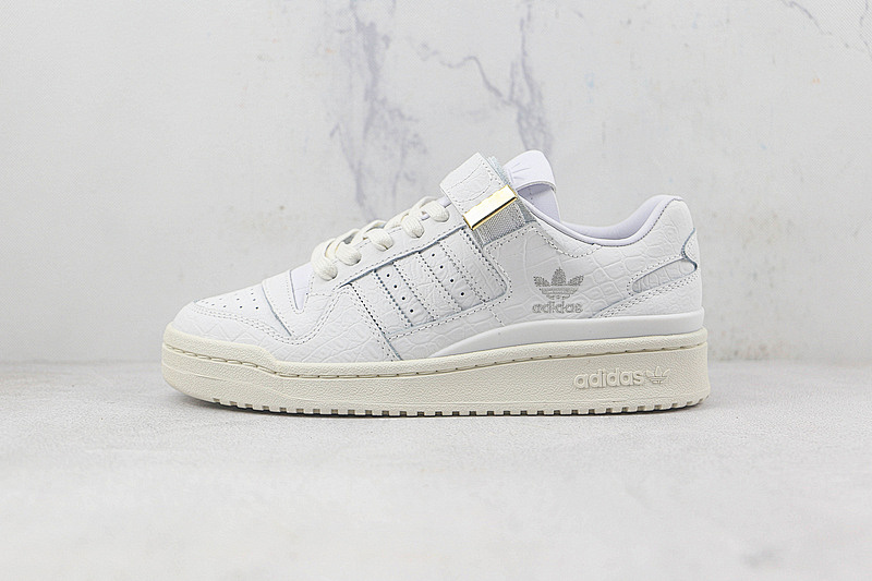 FORUM 84 LOW SHOES CLOUD WHITE/CLOUD WHITE/GREY · HP5551, photo 1