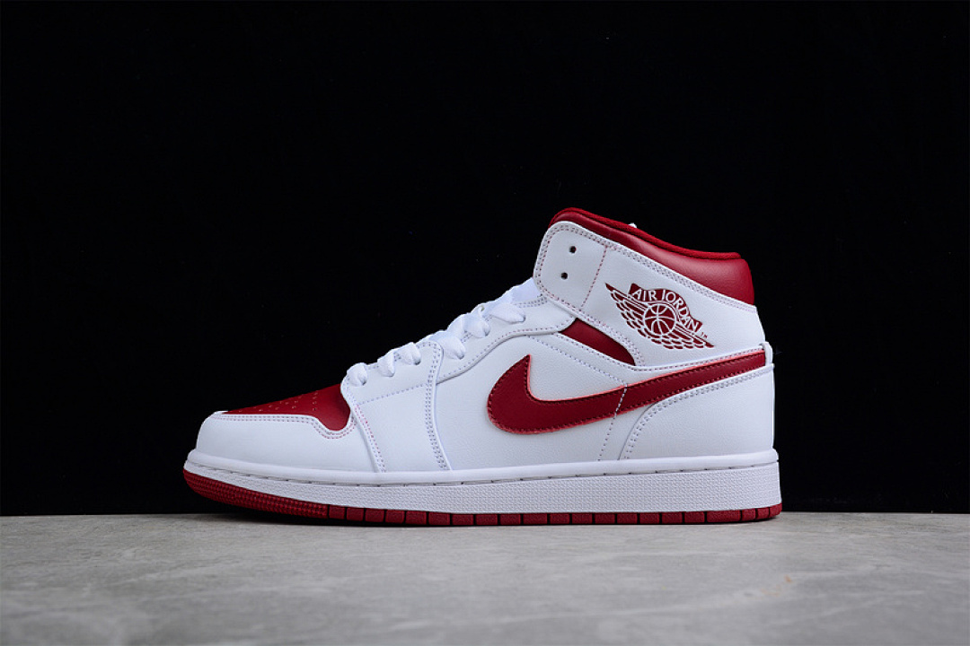 Jordan [BQ6472-161]-[AIR JORDAN 1 MID WHITE/POMEGRANATE/WHITE]-[WOMAN:36-39]-[MAN:40-46], photo 1