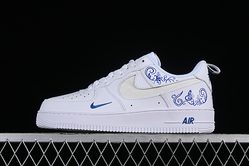 Nike Nike AIR FORCE 1 07 LOW WHITE/BLUE · FB8971-100, photo 1