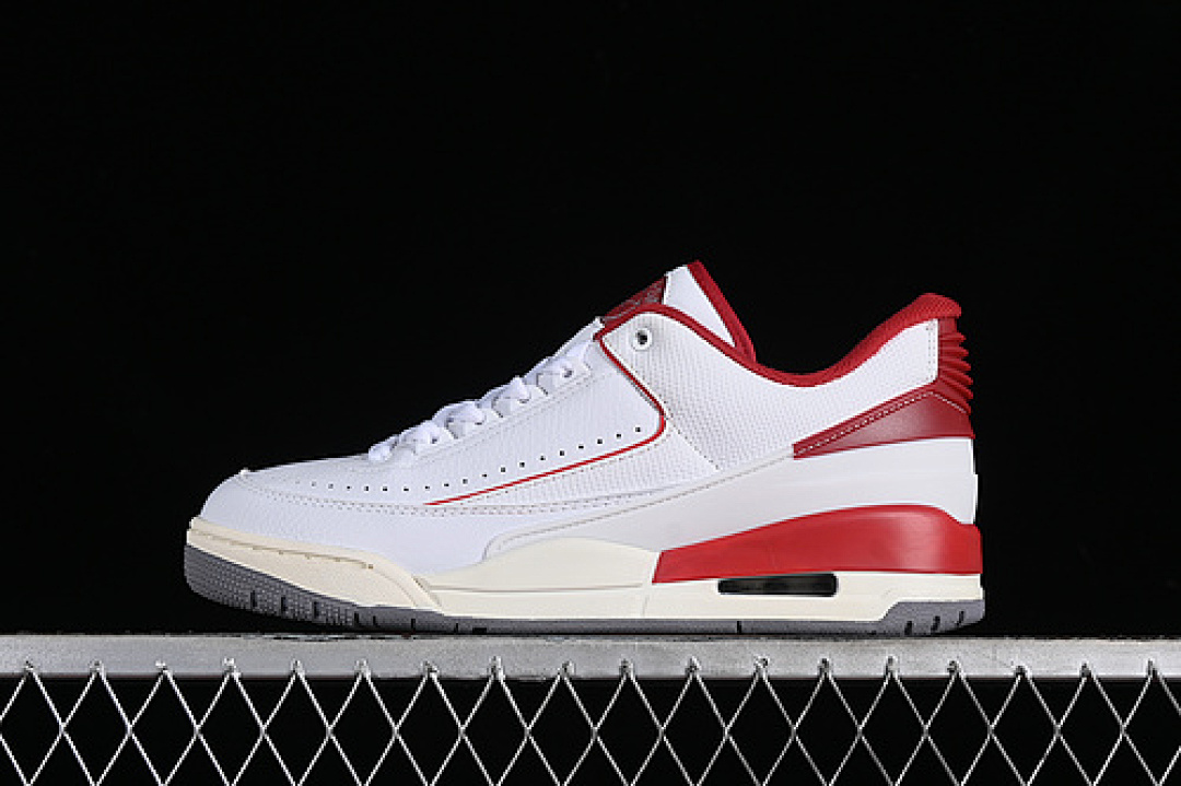 Jordan AIR Jordan 2/3 RETRO WHITE/VARSITY RED/SAIL/CEMENT GREY · FD0383-161, photo 1