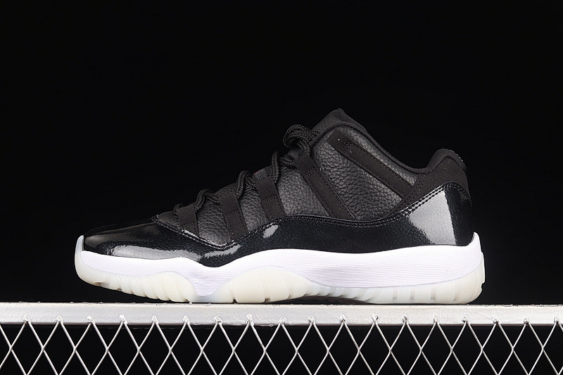 Jordan AIR Jordan 11 RETRO LOW 72-10 BLACK/GYM RED/WHITE/SAIL · AV2187-001, photo 1