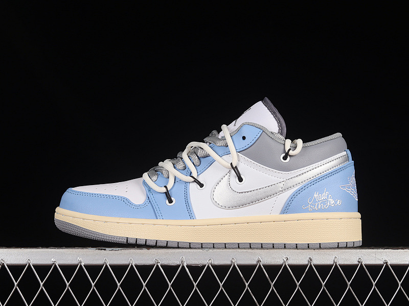 Jordan AIR Jordan 1 LOW WHITE/BLUE/GREY/YELLOW · 553558-053, photo 1
