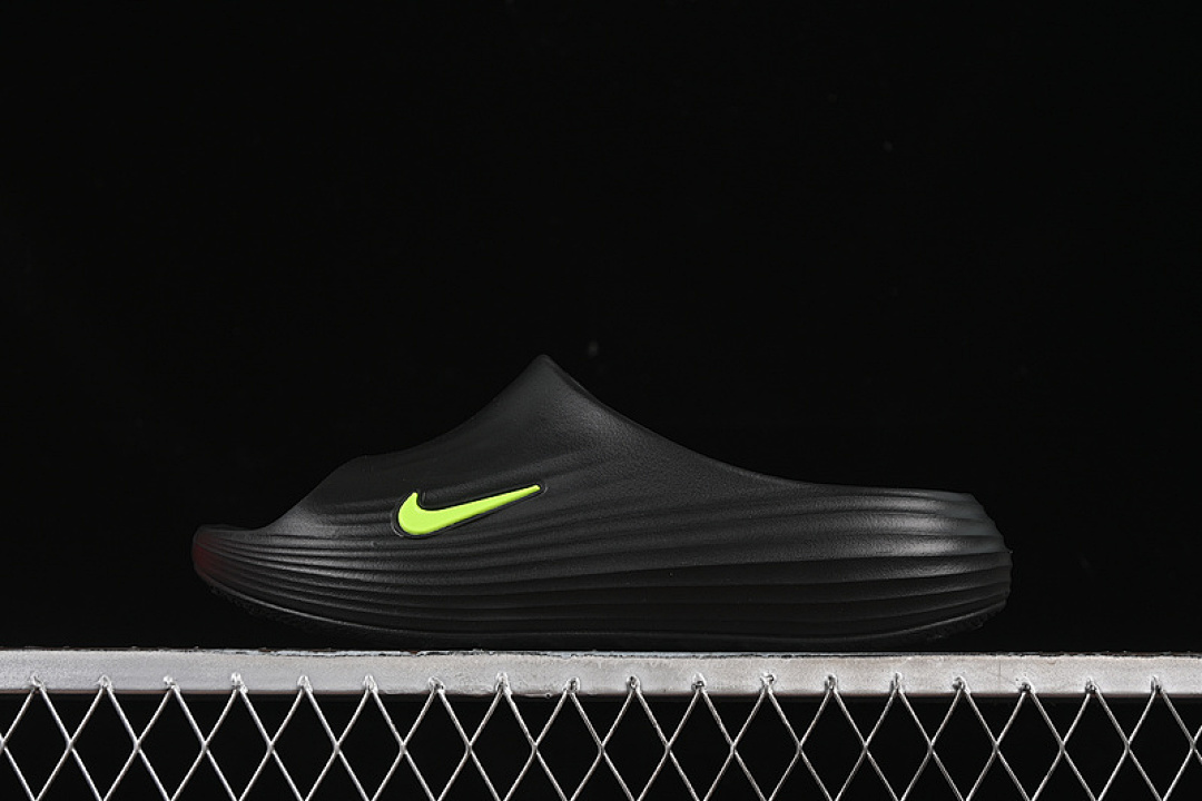 Nike [HV4479-003]-[REACTX REJUVEN8 SLIDE BLACK]-[WOMAN:36-39]-[MAN:40-45] - Image 2
