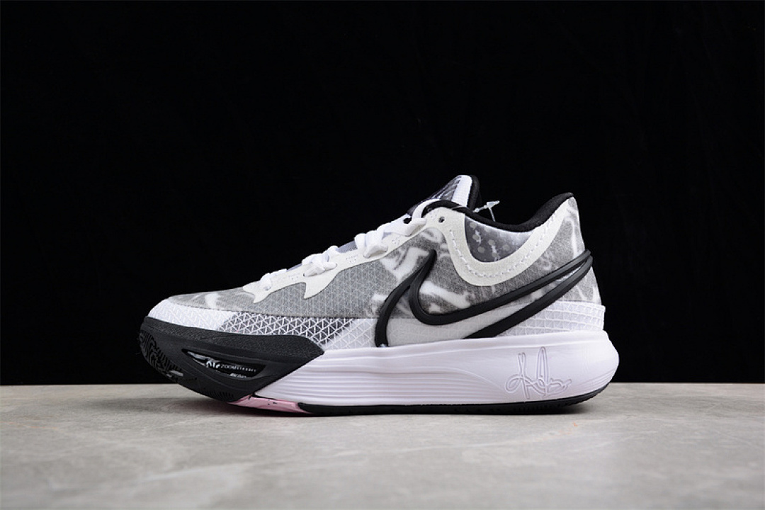 KYRIE 9EP WHITE/BLACK/GREY · DJ6017-151, photo 1