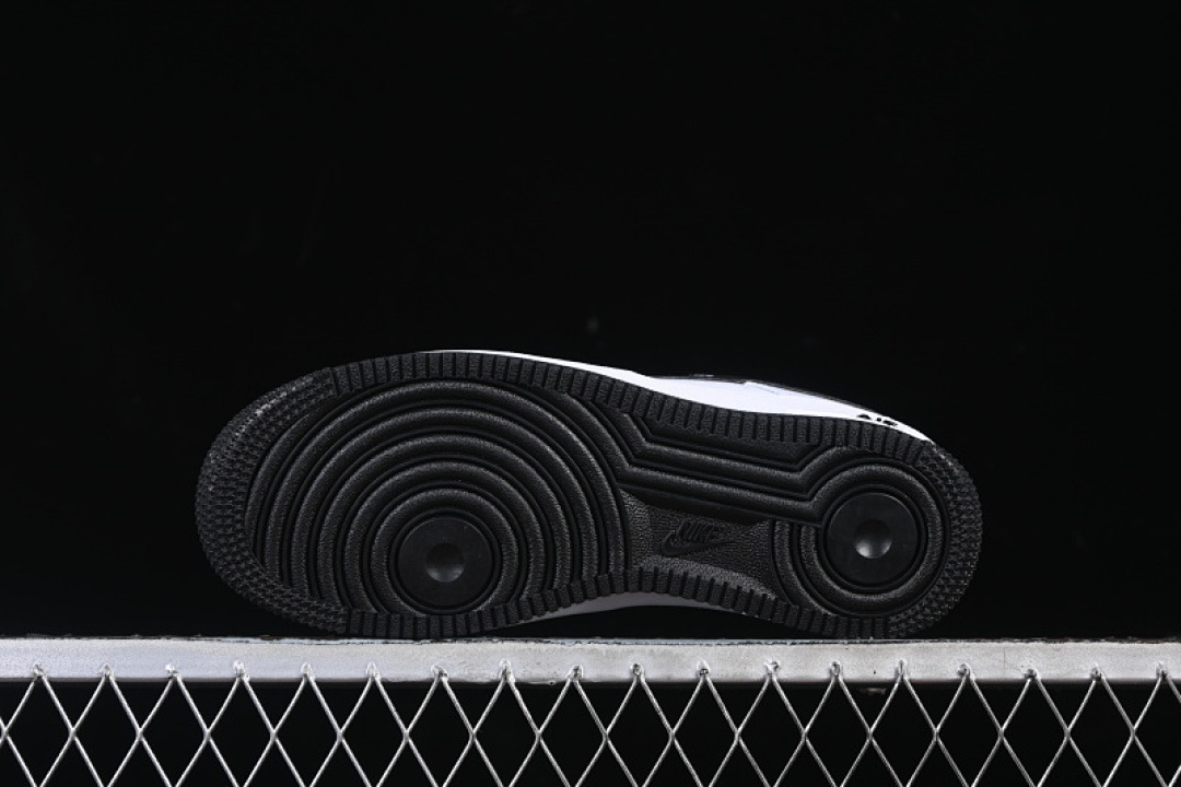 Nike [HQ1911-100]-[AIR FORCE 1 07 LOW CASUAL SNEAKERS BLACK/WHITE]-[WOMAN:35.5-39]-[MAN:40] - Image 14