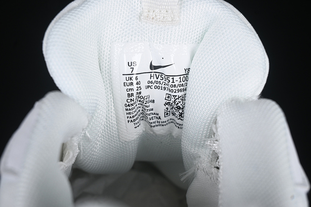 Nike [HV5951-100]-[ZOOM VOMERO ROAM SUMMIT WHITE/LIGHT BONE/LIGHT IRON ORE/SUMMIT WHITE]-[36-45] - Image 7