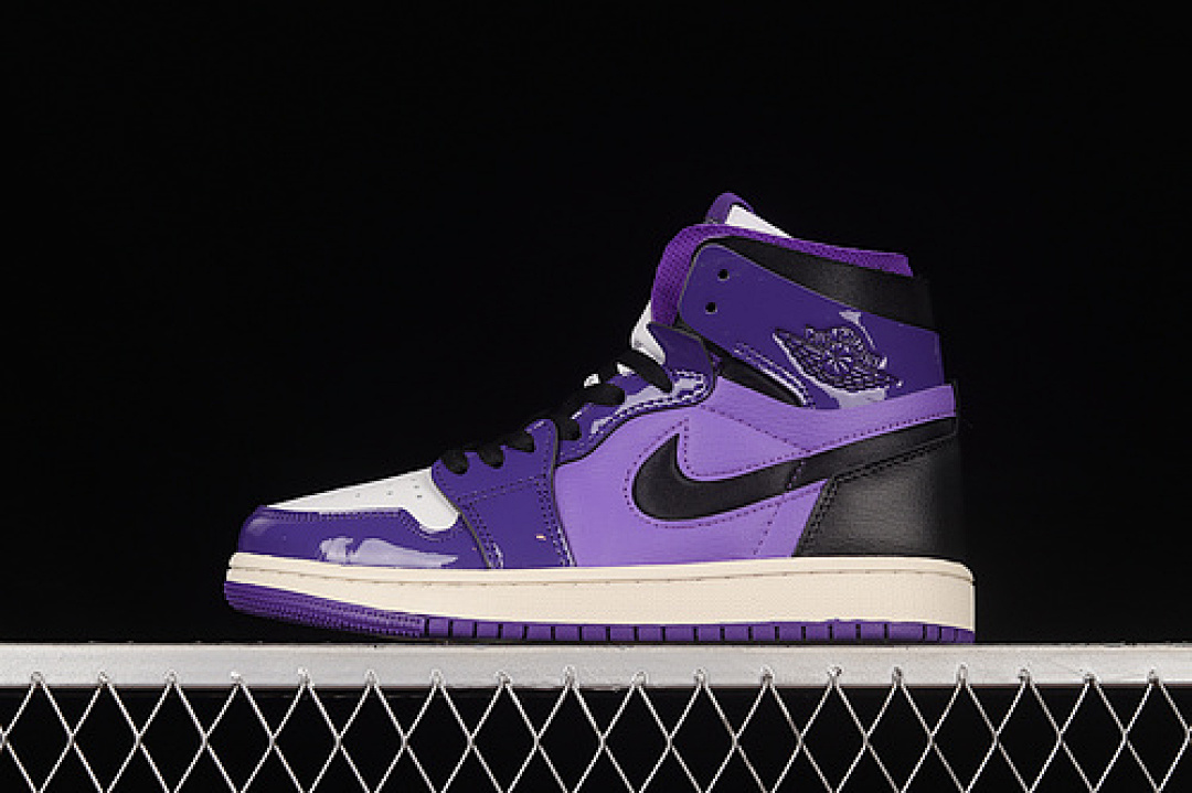 Jordan [CT0979-505]-[AIR JORDAN 1 ZOOM COMFORTCOURT PURPLE PATENT/BLACK]-[WOMAN:36-39]-[MAN:40-46], photo 1
