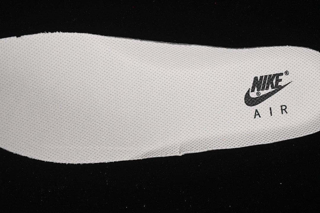 Nike [CS5288-010]-[AIR FORCE 1 07 LOW WHITE/BLACK/GREY/RED]-[WOMAN:36-39]-[MAN:40-45] - Image 4