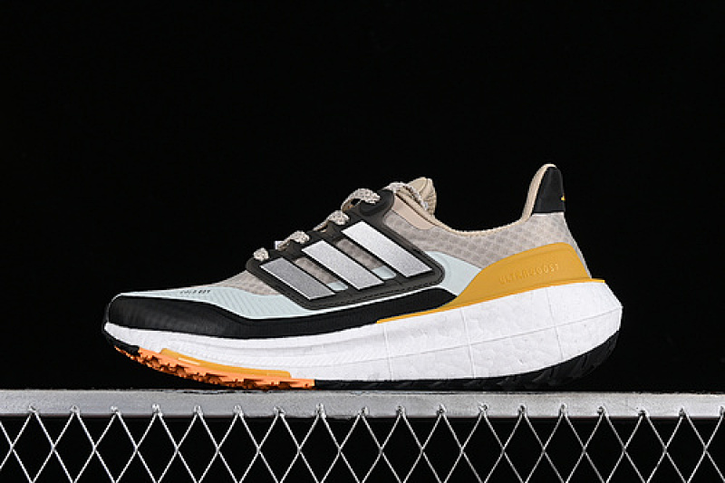 ULTRA BOOST LIGHT 23 WONDER BEIGE/SILVER METALLIC/FLASH ORANGE · IE1674, photo 1