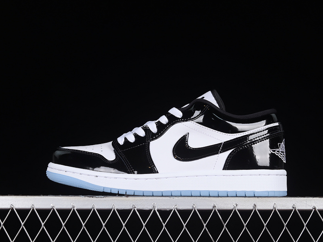Jordan [DV1309-100]-[AIR JORDAN 1 LOW SE CONCORD WHITE/BLACK]-[WOMAN:35.5-39]-[MAN:40-46], photo 1