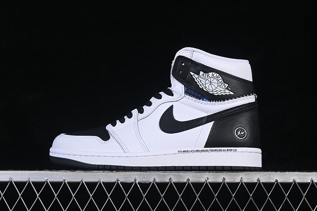 Jordan [II7282-100]-[AIR JORDAN 1 HIGH TOP BASKETBALL SHOES BLACK/WHITE]-[MAN:40.5-48.5], photo 1