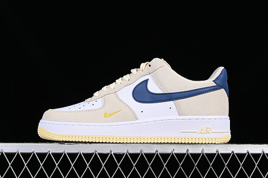 Nike [FV6332-100]-[AIR FORCE 1 07 LOW WHITE/BROWN/BLUE]-[WOMAN:36-39]-[MAN:40-45], photo 1