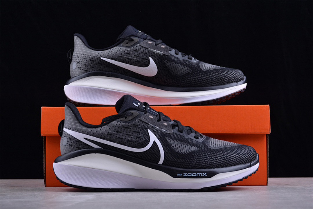 Nike [FB1309-004]-[AIR ZOOM VOMERO 17 BLACK/ANTHRACITE/WHITE]-[WOMAN:36-39]-[MAN:40-46] - Image 2
