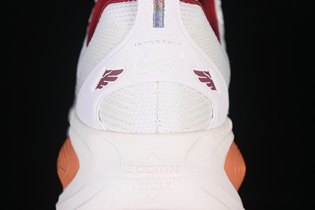 Nike [IQ1131-120]-[VOMERO 18 WHITE/PHANTOM/METALLIC SILVER/SPRUCE FOG]-[WOMAN:36-39]-[MAN:40-46] - Image 7