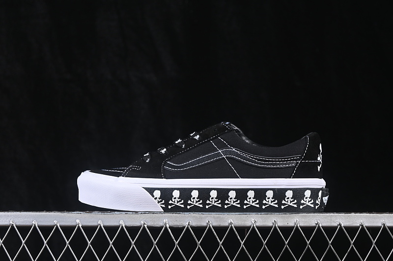 SKATE SK8 LOW CASUAL TOP SKATE SHOES BLACK/WHITE · VN000BVX616, photo 1