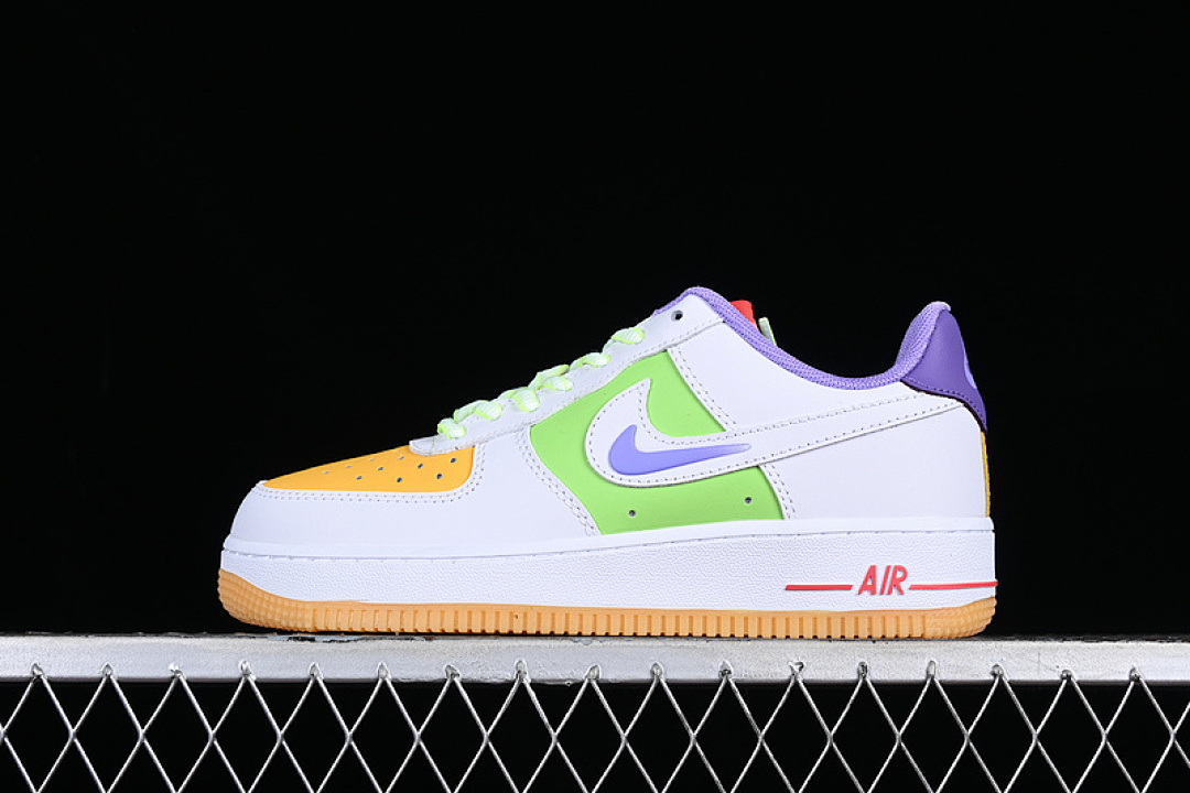 Nike [FD1036-100]-[AIR FORCE 1 07 LV8 PS LOW WHITE/SPACE PURPLE/SUNDIAL/WHITE]-[UNISEX:36-45], photo 1
