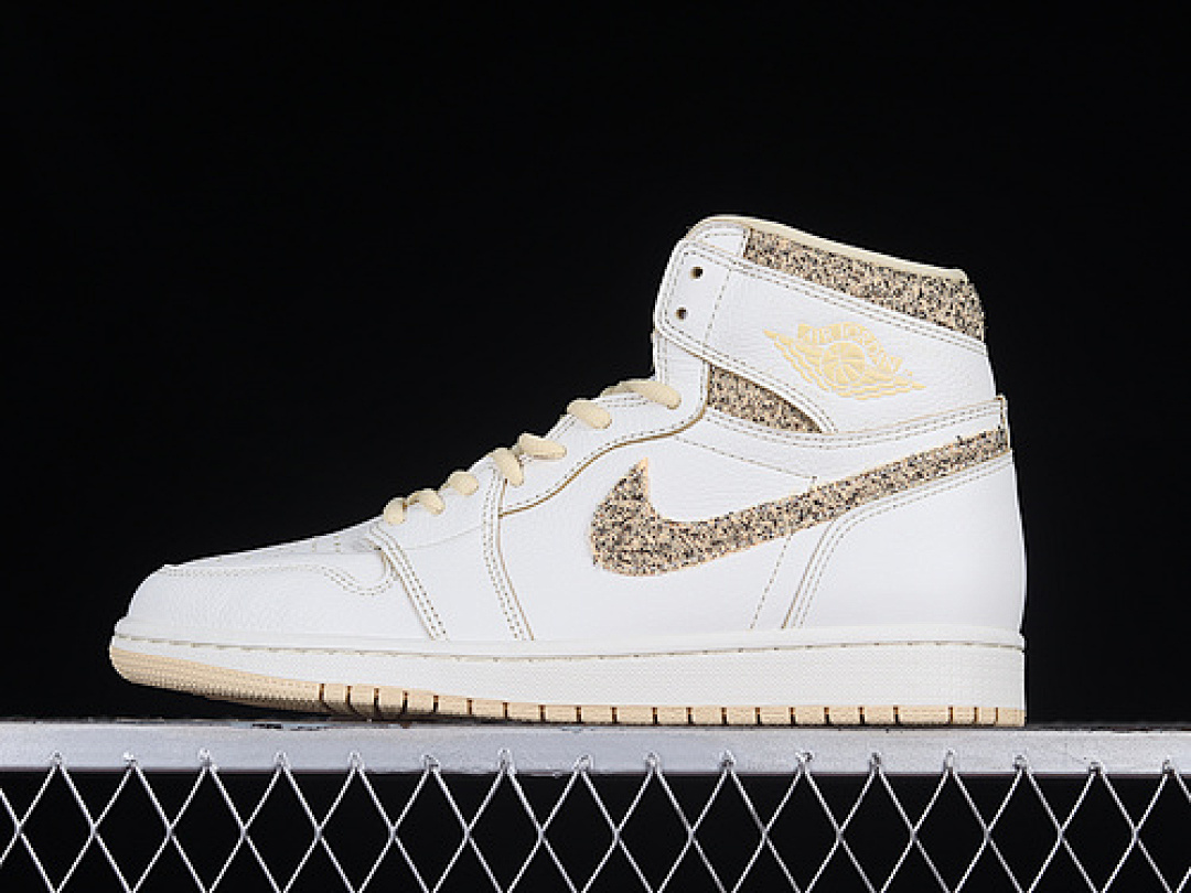 Jordan [FD8631-100]-[AIR JORDAN 1 RETRO HIGH OG CRAFT VIBRATIONS OF NAIJA SAIL/PALE VANILLA/BLACK], photo 1