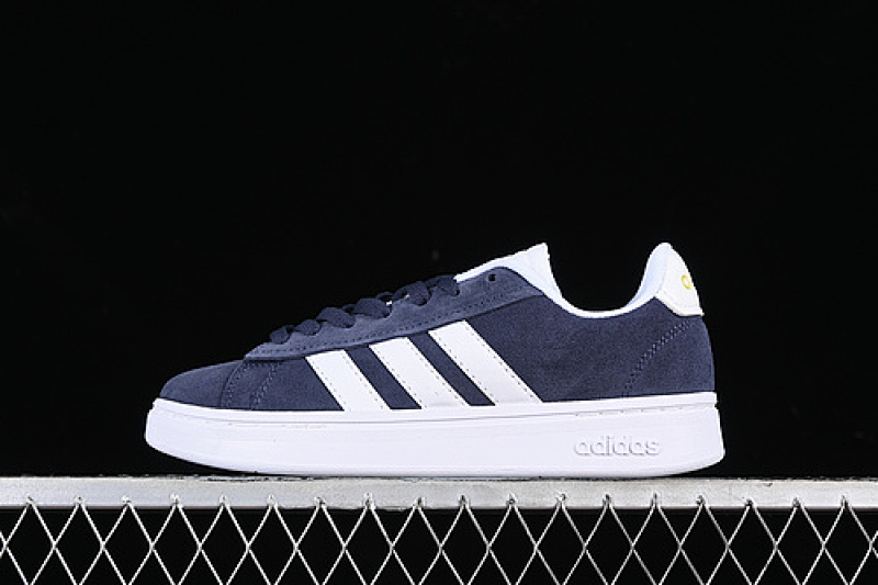 COURTBEAT WHITE/BLUE · IH0852, photo 1