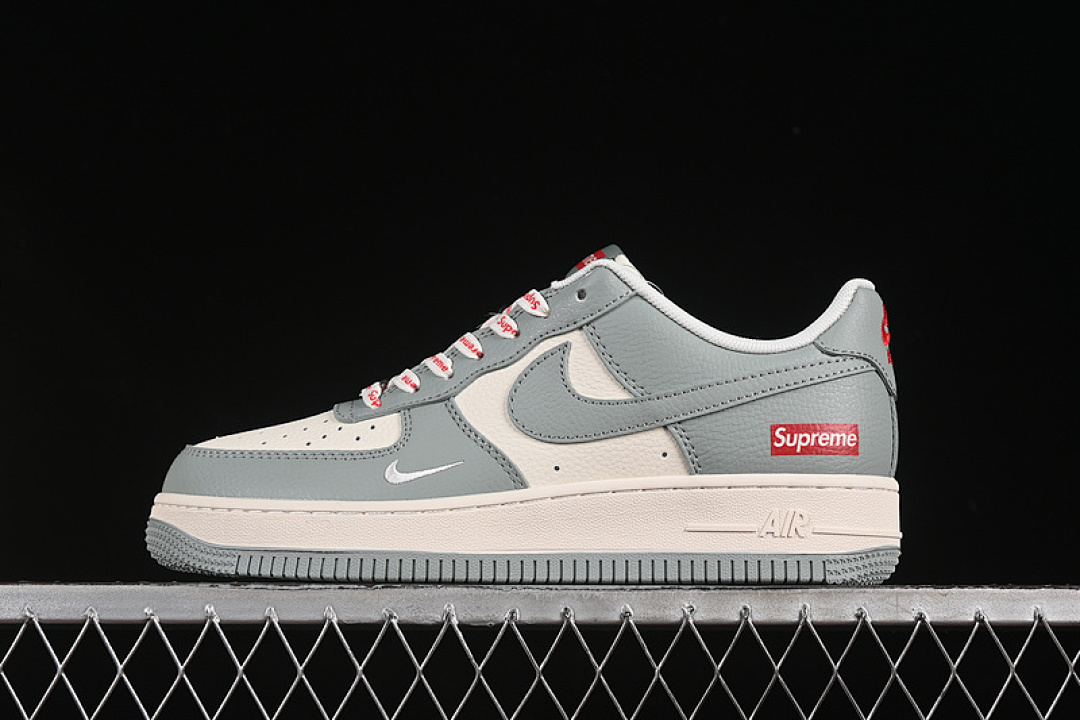 Nike Nike AIR FORCE 1 07 LOW SUPREME WHITE/GREY/RED · ZH2598-319, photo 1