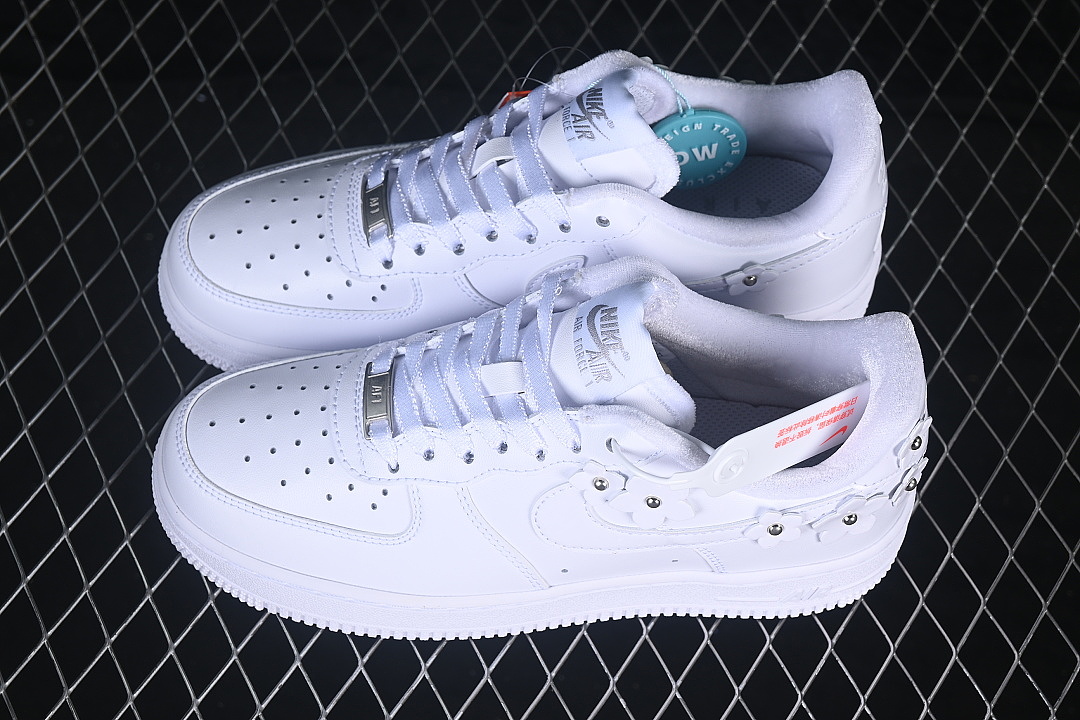 Unbranded [IR8637-100]-[AIR FORCE 1 07 LOW CASUAL SNEAKERS WHITE/WHITE]-[WOMAN:35.5-39]-[MAN:40] - Image 11