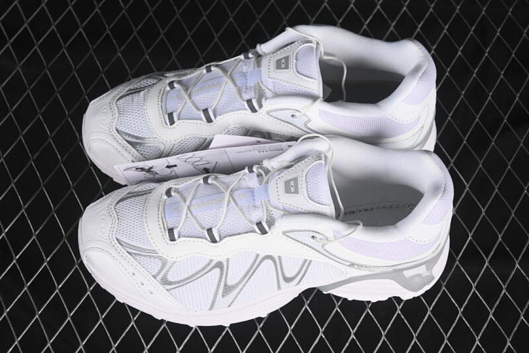 On Running [477619-22]-[XT-WHISPER WHITE/LIGHT GRAY]-[WOMAN:36-39]-[MAN:40-46.5] - Image 10